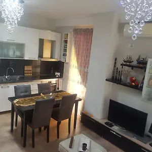Tirana Central Apartment Appartamento