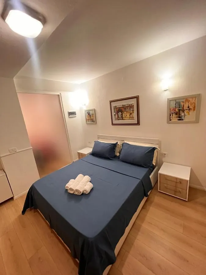 Alea1 Apartment Tirana 0*,  Albania